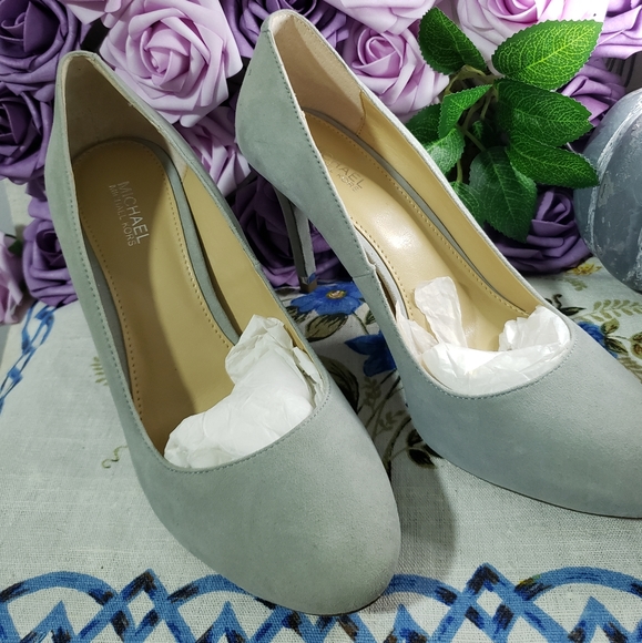 Michael Kors Light Green Shoes Sz 6 - Picture 2 of 7